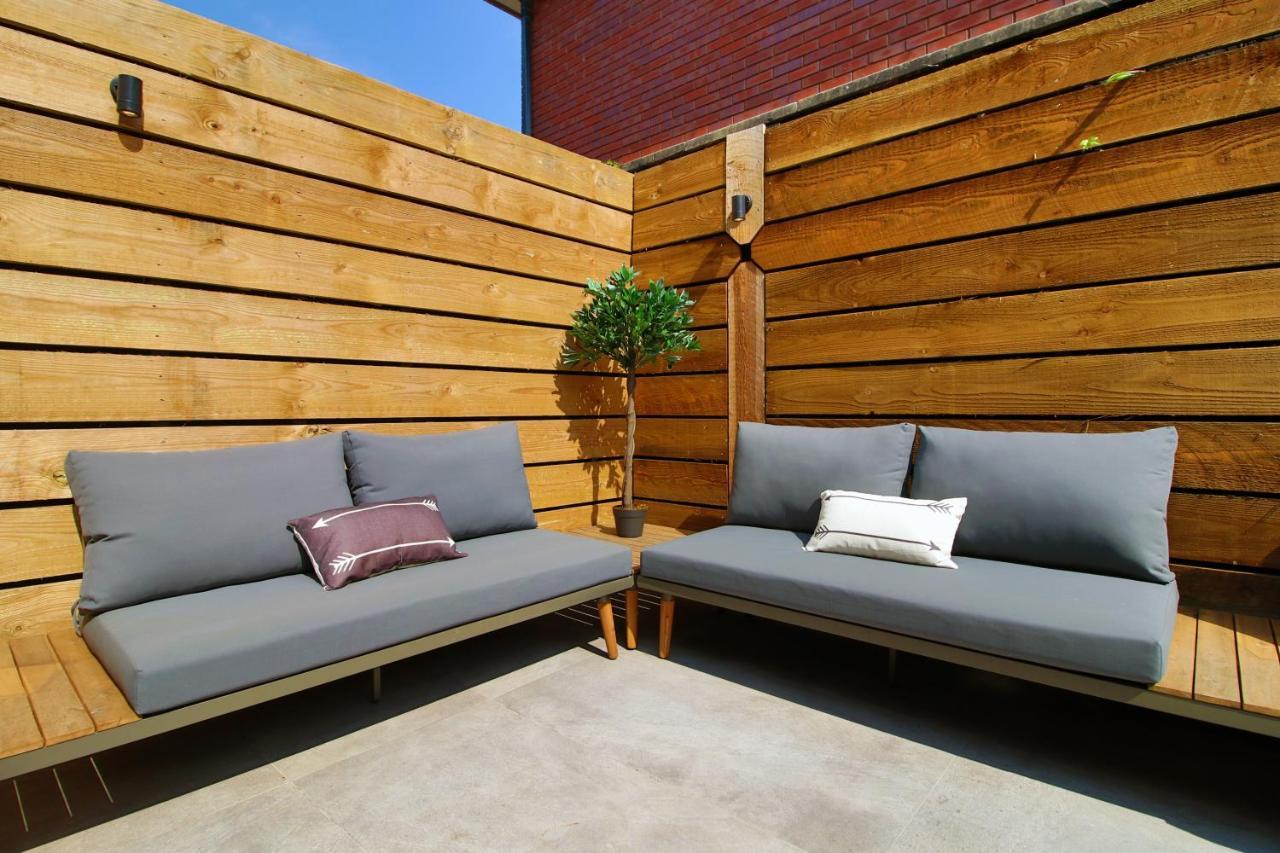 New Spacious 2 Bed Getaway - Private Courtyard! - Underfloor Heating Cardiff Esterno foto